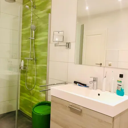 Kapitaenshaus Am Göhren-Lebbin