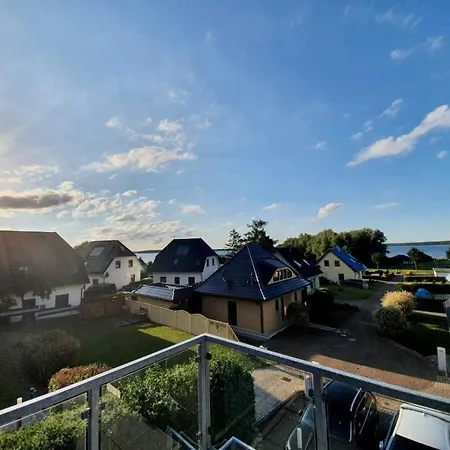 Kapitaenshaus Am Göhren-Lebbin